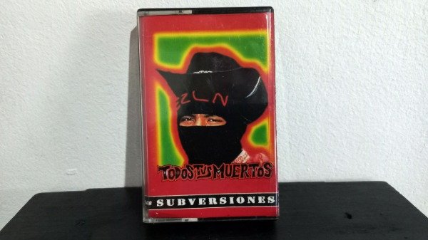 Producto - Todos Tus Muertos -Subversiones
