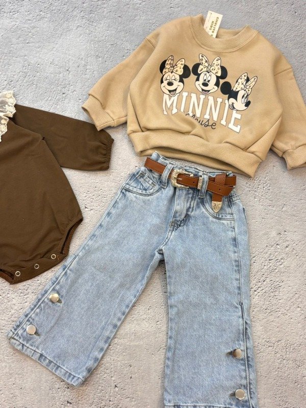 Producto - Buzito print friza marroncito minnie