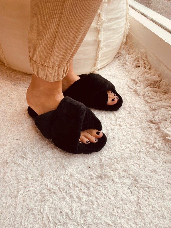 Producto - Pantuflas Gigi Negro