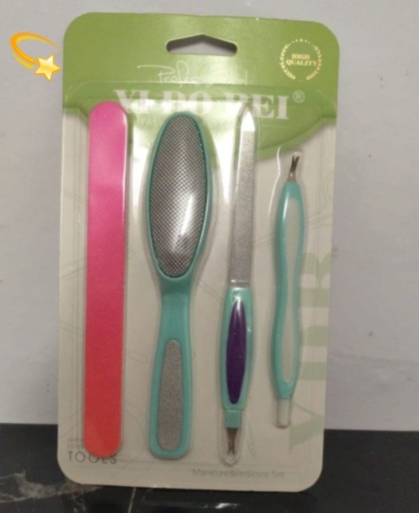 Producto - BE104228 SET DE MANICURA Y PEDICURA YIDO BEI ULTIMA UNIDAD