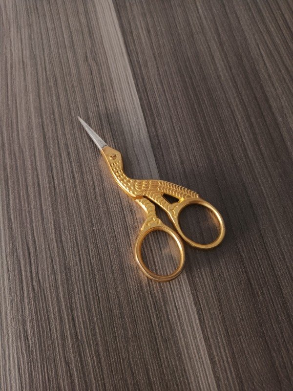 Producto - Tijera Cigüeña Dorada