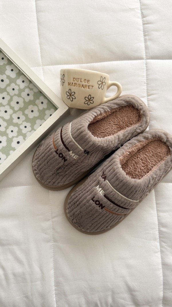 Producto - Pantuflas YML