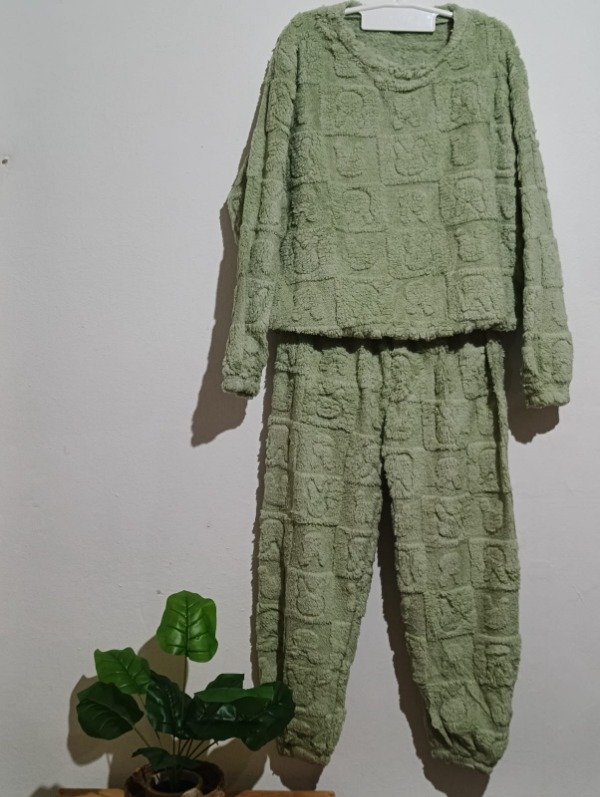 Producto - pijama TEDDY