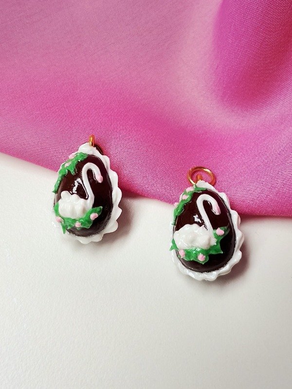 Producto - Huevo Cisne (Aro Dorado)