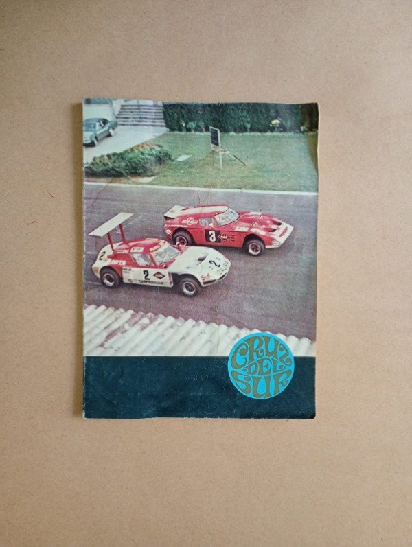 Producto - Cruz del sur #8 - Mao Tse Tung Hugo Wast Benjamin West - Agosto 1969