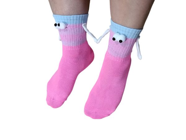 Producto - Tenis con iman y Ojitos fucsia