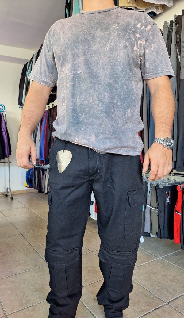 Producto - JEAN CARGO DOBLE BOLSILLO (negro/beige)
