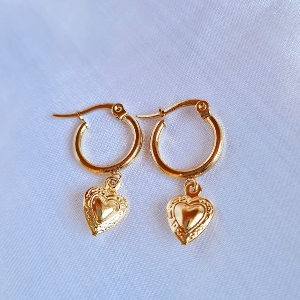 Producto - Aros corazón dorado