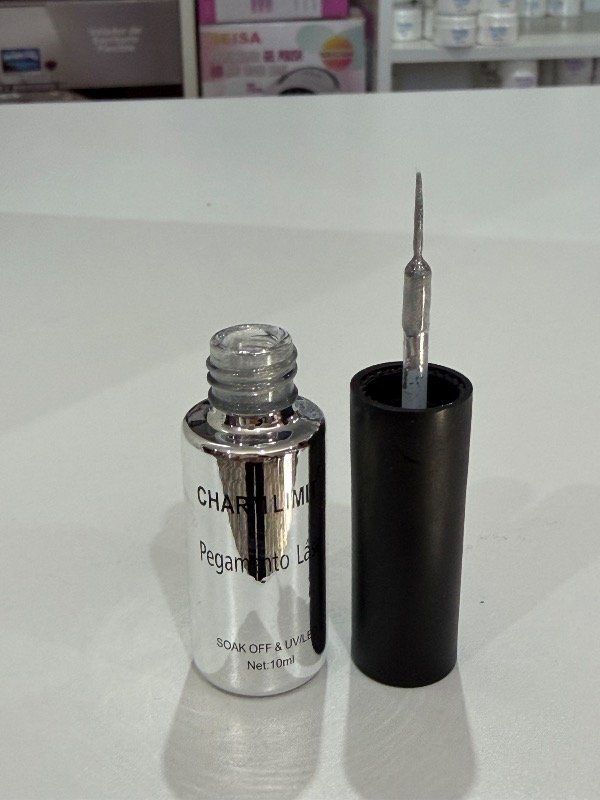 Producto - Esmalte Liner holografico