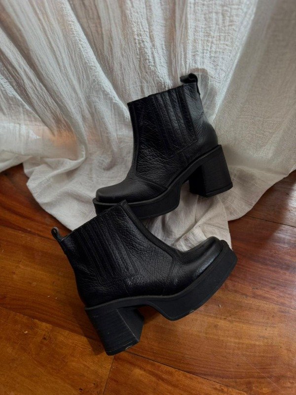 Producto - BORCEGOS MALAGA NEGRO