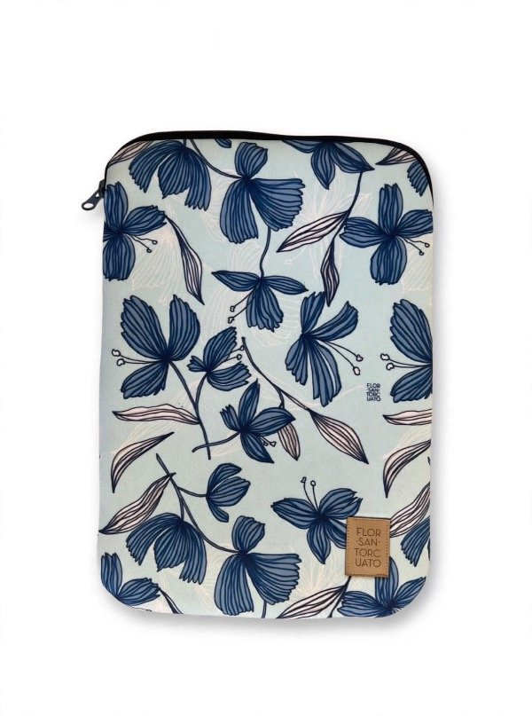 Producto - Funda notebook chica Flores Rayas Azules