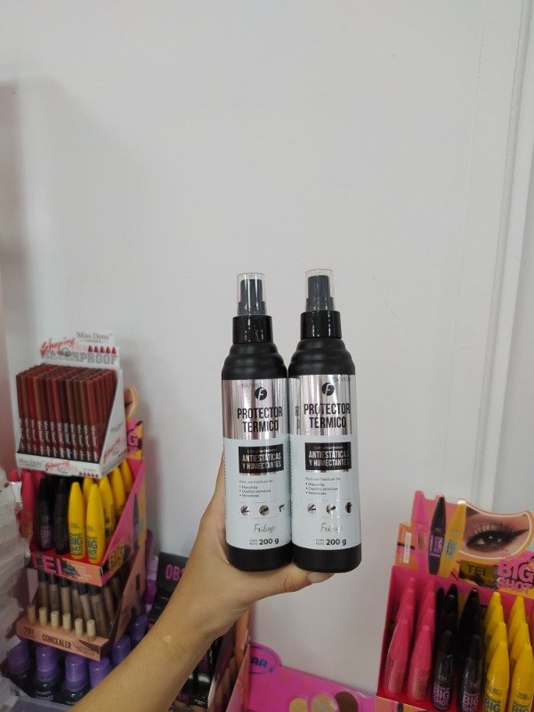 Producto - Protector térmico con propiedades antiestática y humectantes