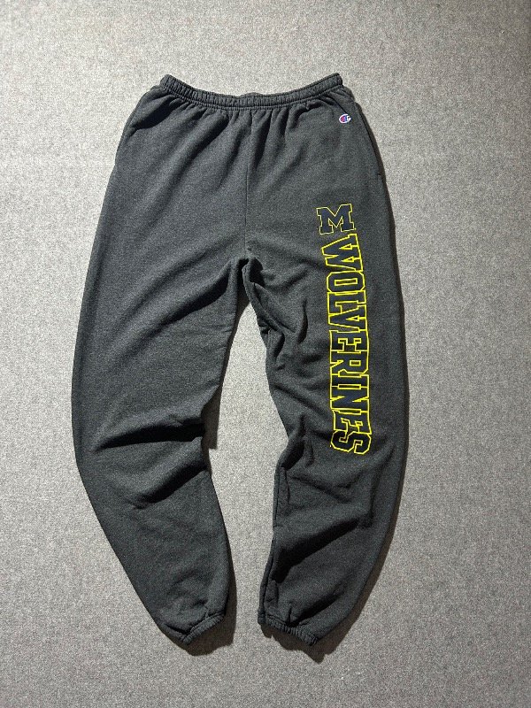 Producto - Joggin Champions x Michigan Wolverines, Talle XL
