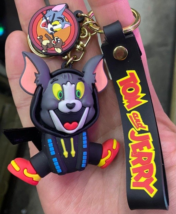 Producto - TOM Y JERRY - TOM CON BUZO NEGRO