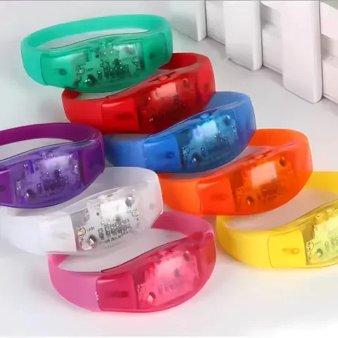 Producto - PULSERA DE SILICONA CON LUZ LED AUDIORITMICA