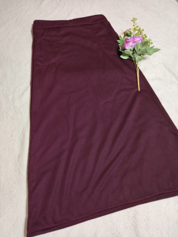 Producto - Pollera de jersey con corderito (T2 y T3)