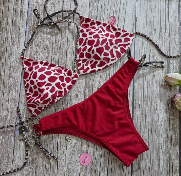 Producto - Bikini bordó vedetina - talle 85