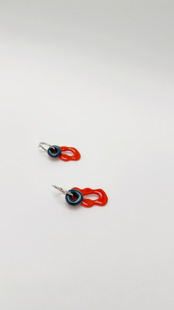 Producto - Argolla p+d petróleo y naranja