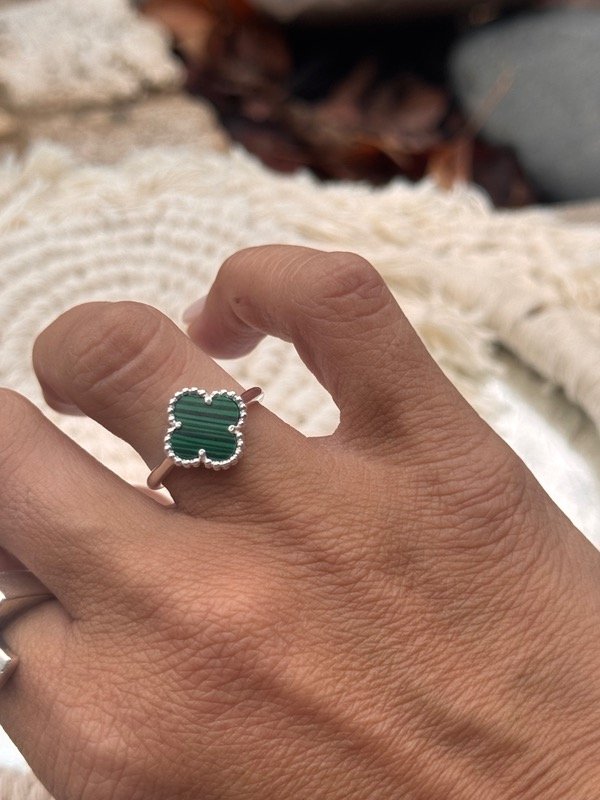 Producto - Anillo trébol verde