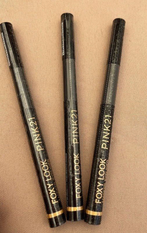 Producto - DELINEADOR FOXY LOOK - PINK 21