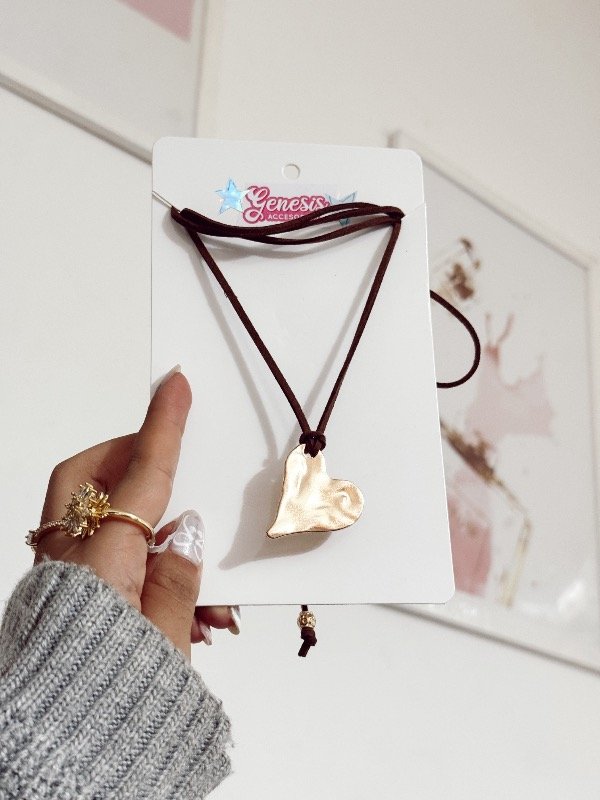 Producto - Choker Lazo Corazón Dorado Chocolate