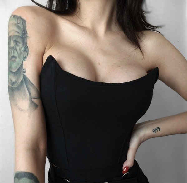 Producto - Corset RAVEN