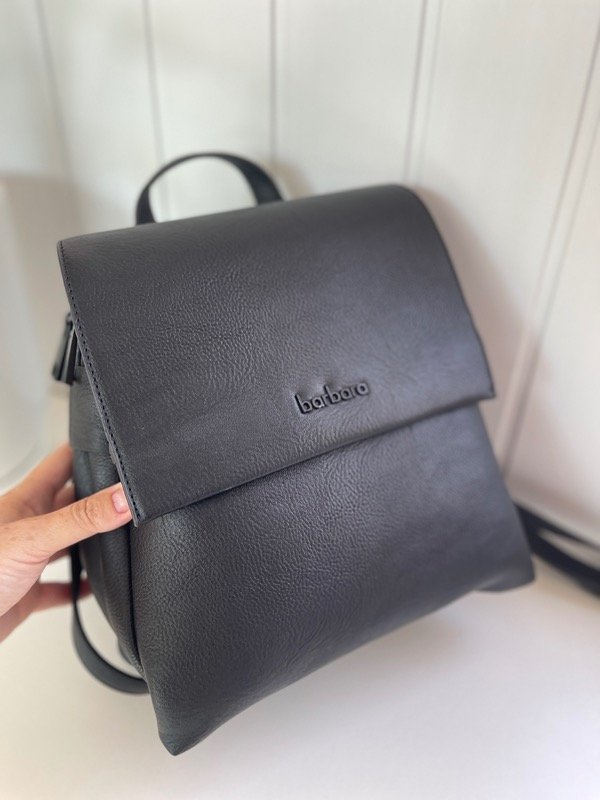 Producto - Mochila mediana Barb Black