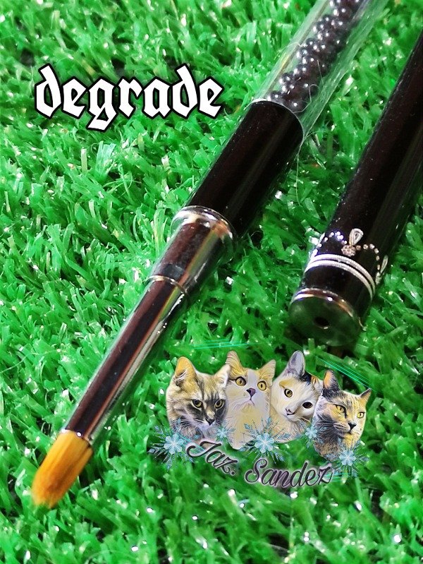 Producto - PINCEL PATA DE CABRA MANGO METAL