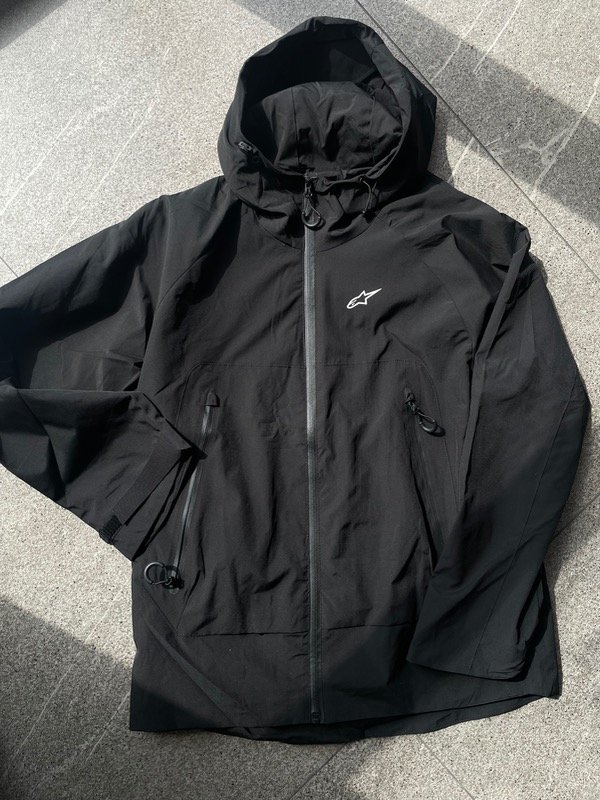 Producto - Campera impermeable Alpinestars