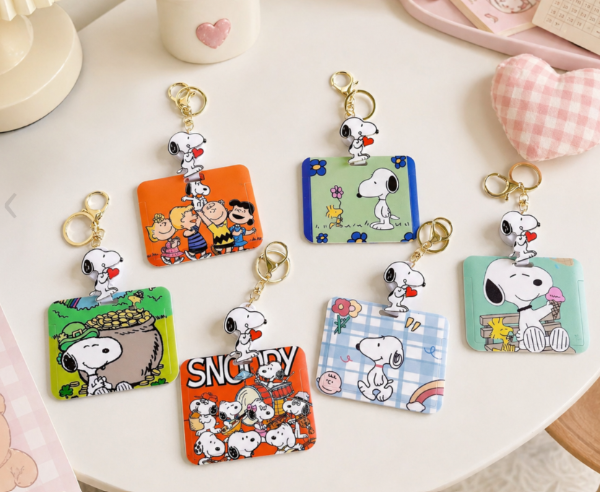 Producto - Tarjetero Snoopy con Llavero extensible 1