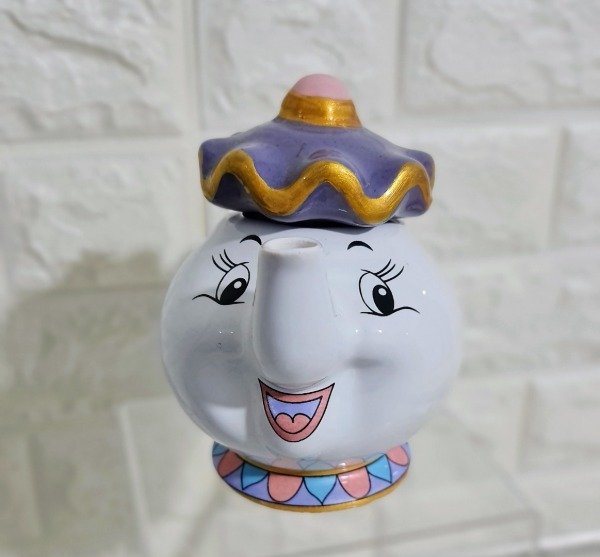 Producto - Tetera Pots Bella y Bestia 15 cm x 15 cm mediana modelo con dorado