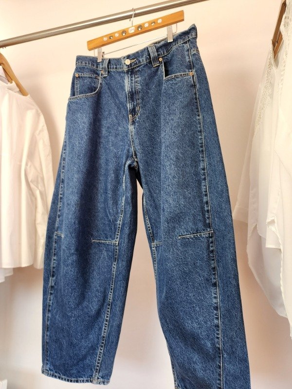 Producto - Jean Barrel azul oversize BDG