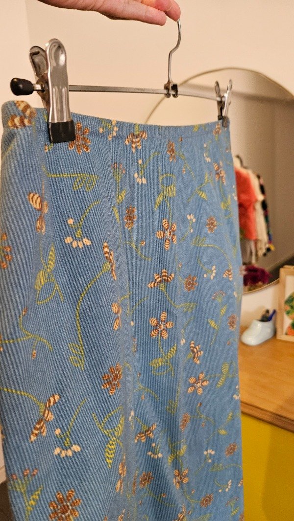 Producto - Falda Corderoy
