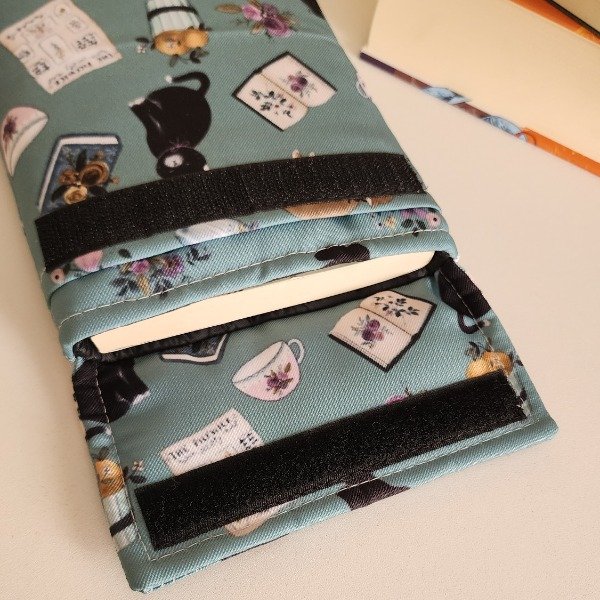 Producto - Funda para libros pocket Gatitos Verdes IMPERMEABLE - 3