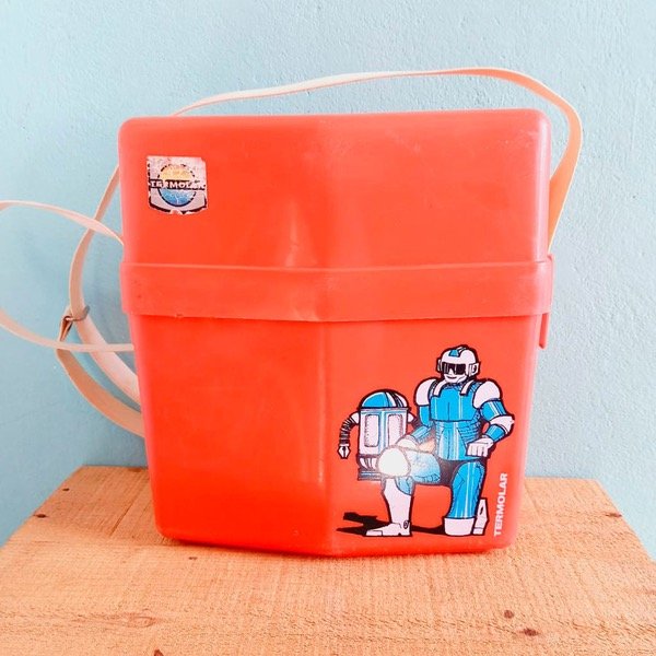 Producto - Lunchera Plástica "Tremolar"