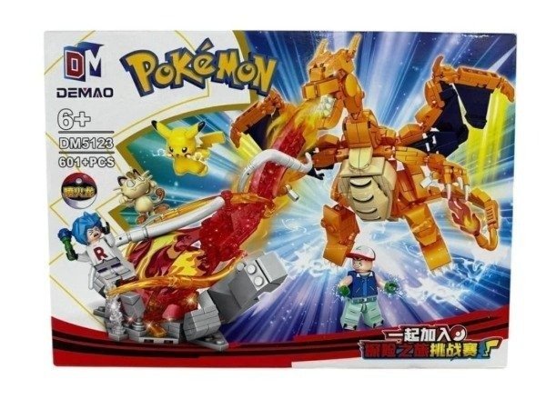 Producto - Semil Lego Diorama Charizard vs equipo Rocket - Pokaemon 601 pz (DM5123)