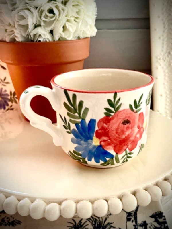 Producto - Taza con flores vintage (no incluye platito)