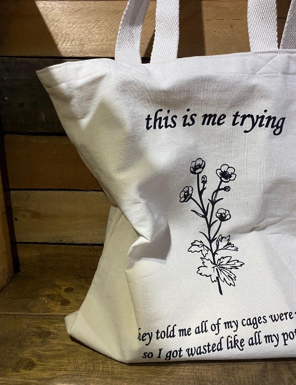 Producto - Tote this is me trying