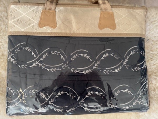 Producto - Juego de sábanas bordado (negro)