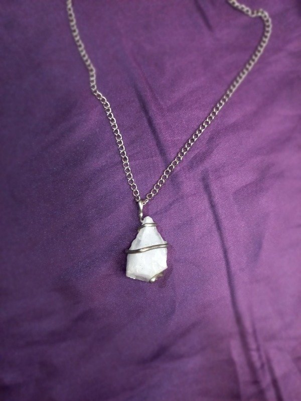 Producto - Collar espiral de Cuarzo rosa