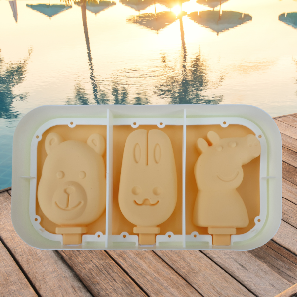 Producto - Molde de silicona con tapa para helados Personajes x 3