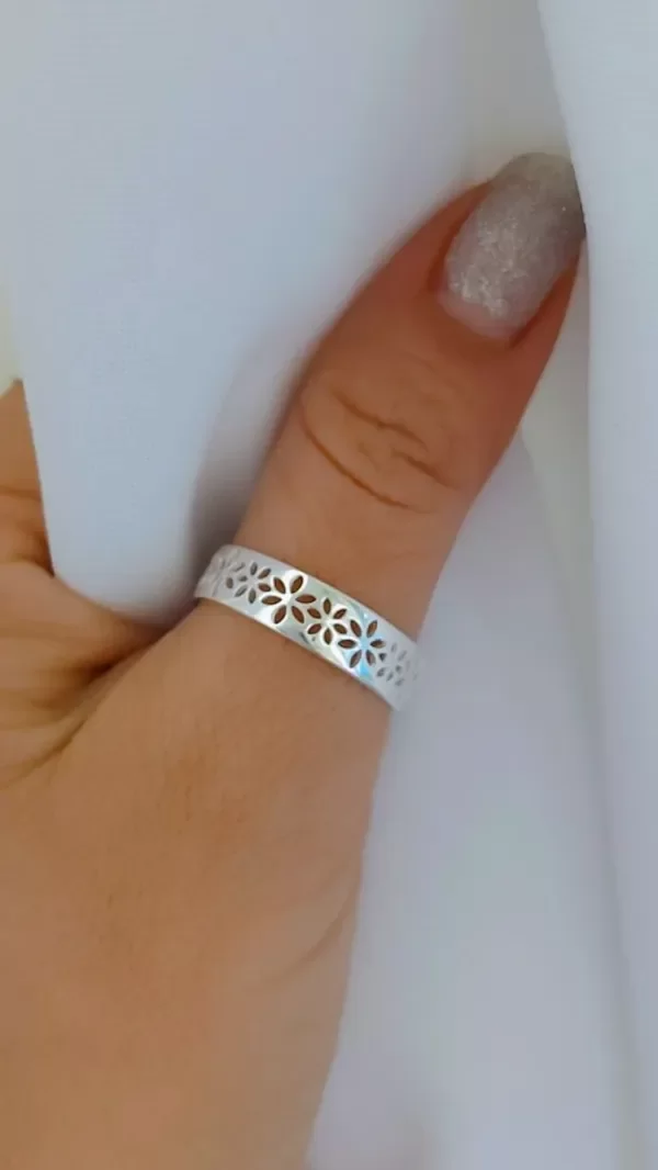 Producto - Anillo Flor calado