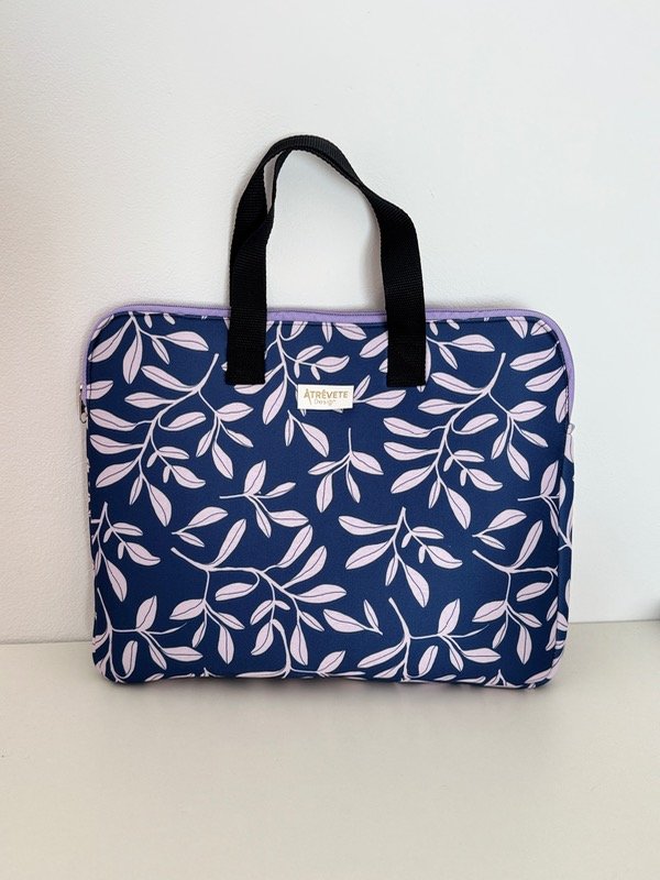 Producto - FUNDA DE NOTEBOOK - hojas rosas y azul