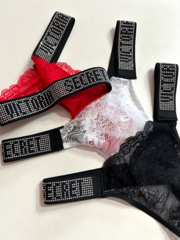 Producto - Less Victoria Strass