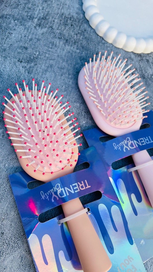 Producto - CEPILLO BÁSICO TRENDY