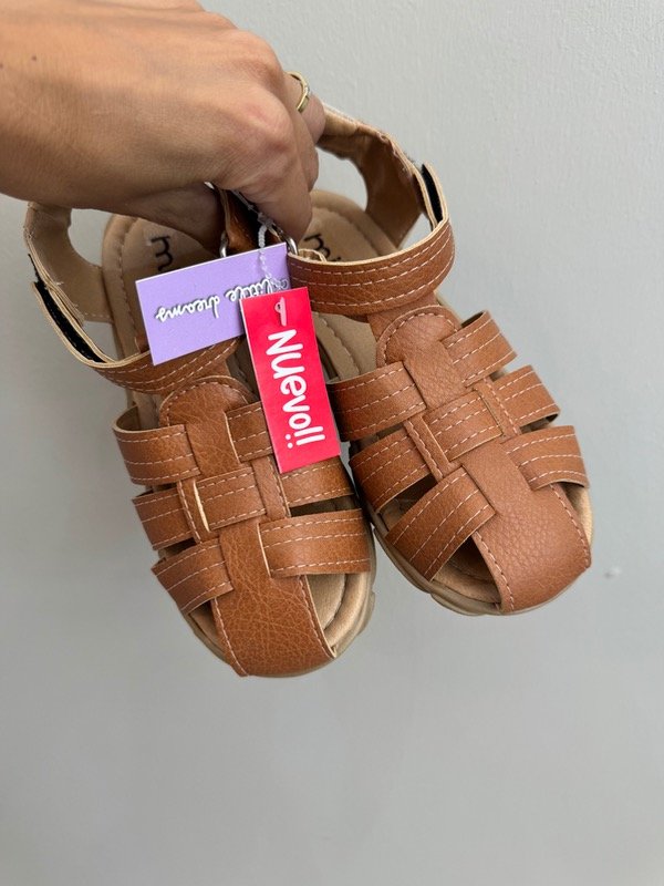 Producto - Sandalias talle 32  NUEVAS EN CAJA Gm79