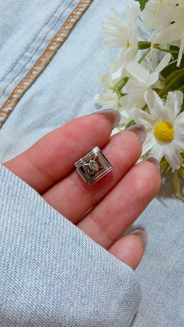 Producto - Charms mariposa cubic AQ