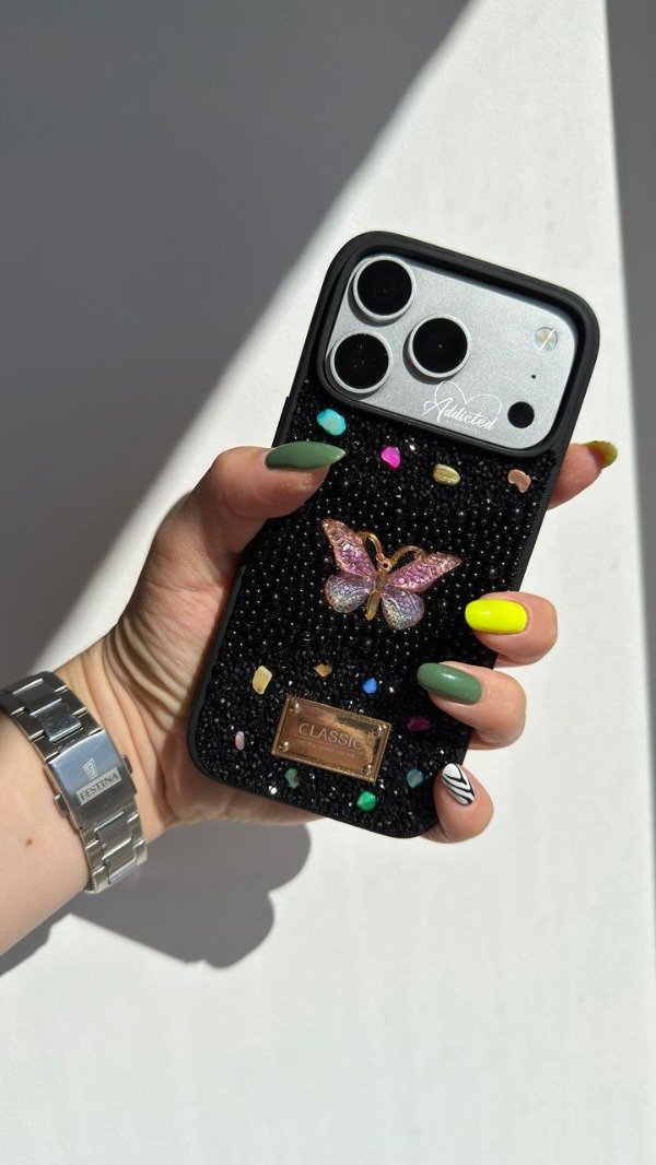 Producto - Case piedras mariposas negro