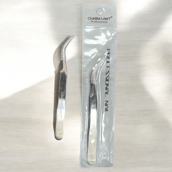 Producto - PINZA CURVA CHARM LIMIT