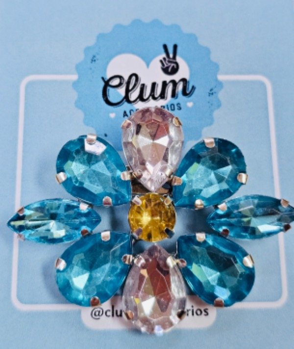 Producto - Escarapela Flor celeste